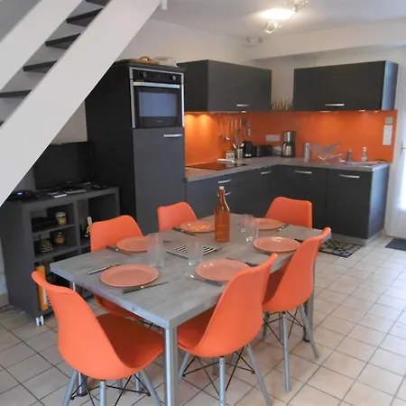 Maisonnette Jikel à 50 M De La Appartement *